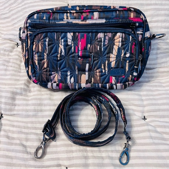 LUG CAROUSEL CROSSBODY BAG RIVER WALK BLUE RFID - Picture 2 of 11